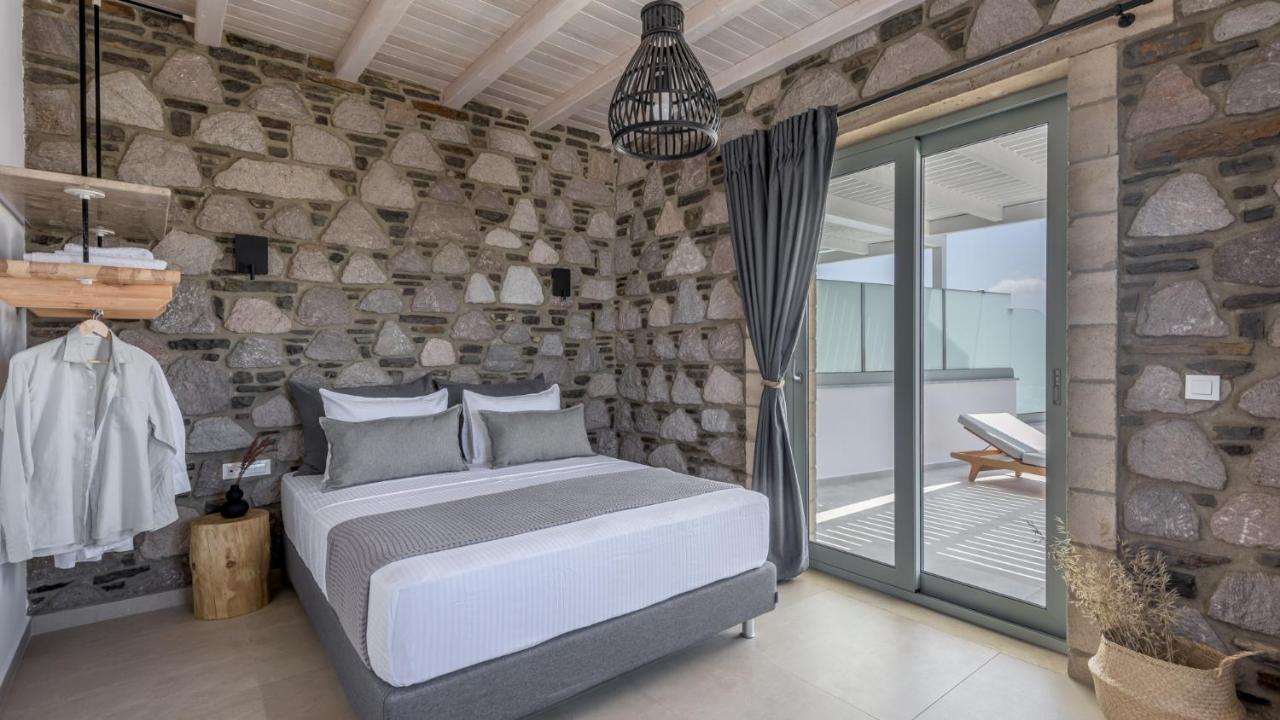 Thea Sunset Suites Mytakas Екстериор снимка